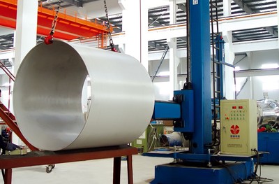 日用化工、化妝品、制藥、食品等行業成套設備